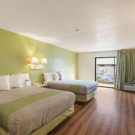 Motel 6 Гемет Екстер'єр фото