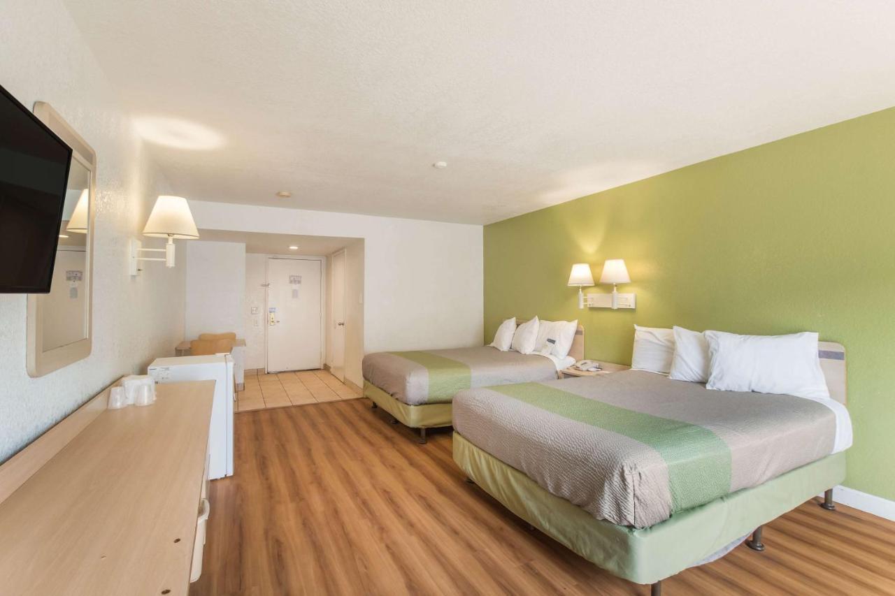 Motel 6 Гемет Екстер'єр фото